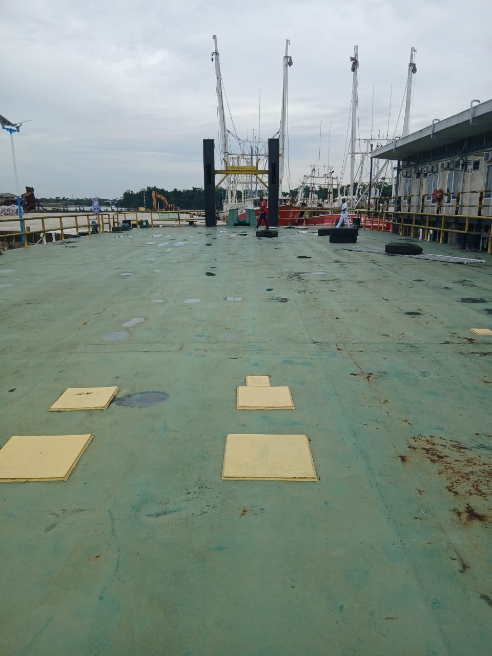 Open working deck of a Jotty Marine haulage barge